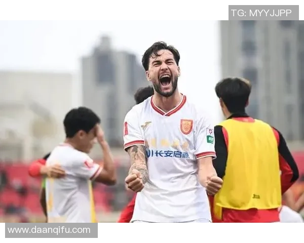 重庆足球队在最新耐力榜单中夺冠引领足球耐力TOP10新潮流